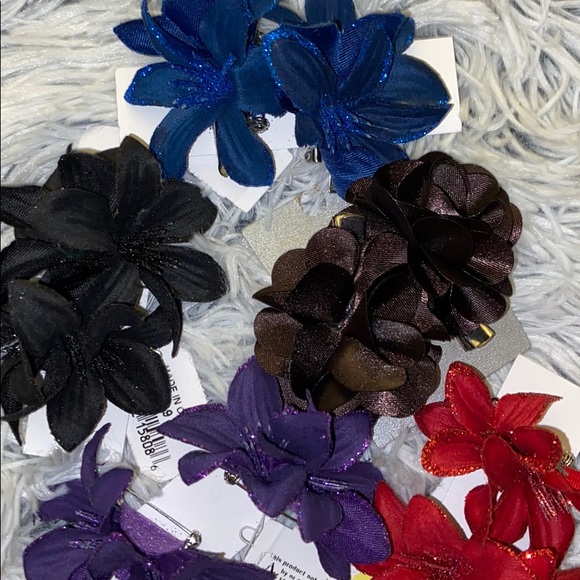 Hair Accessories- GIRLS OR ADULTS - Picture 3 of 3